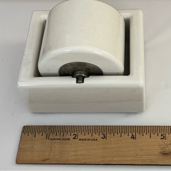 Vintage Sengebush Stamp/Envelope Moistener White Porcelain EUC - Picture 2 of 4